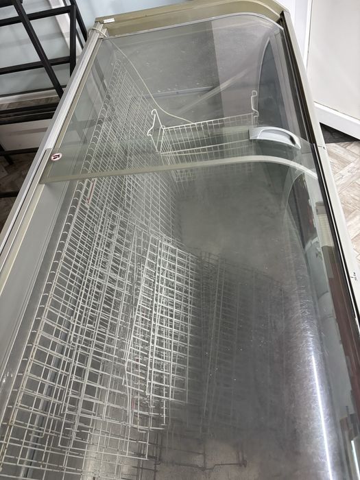 Vand lada frigorifica congelator