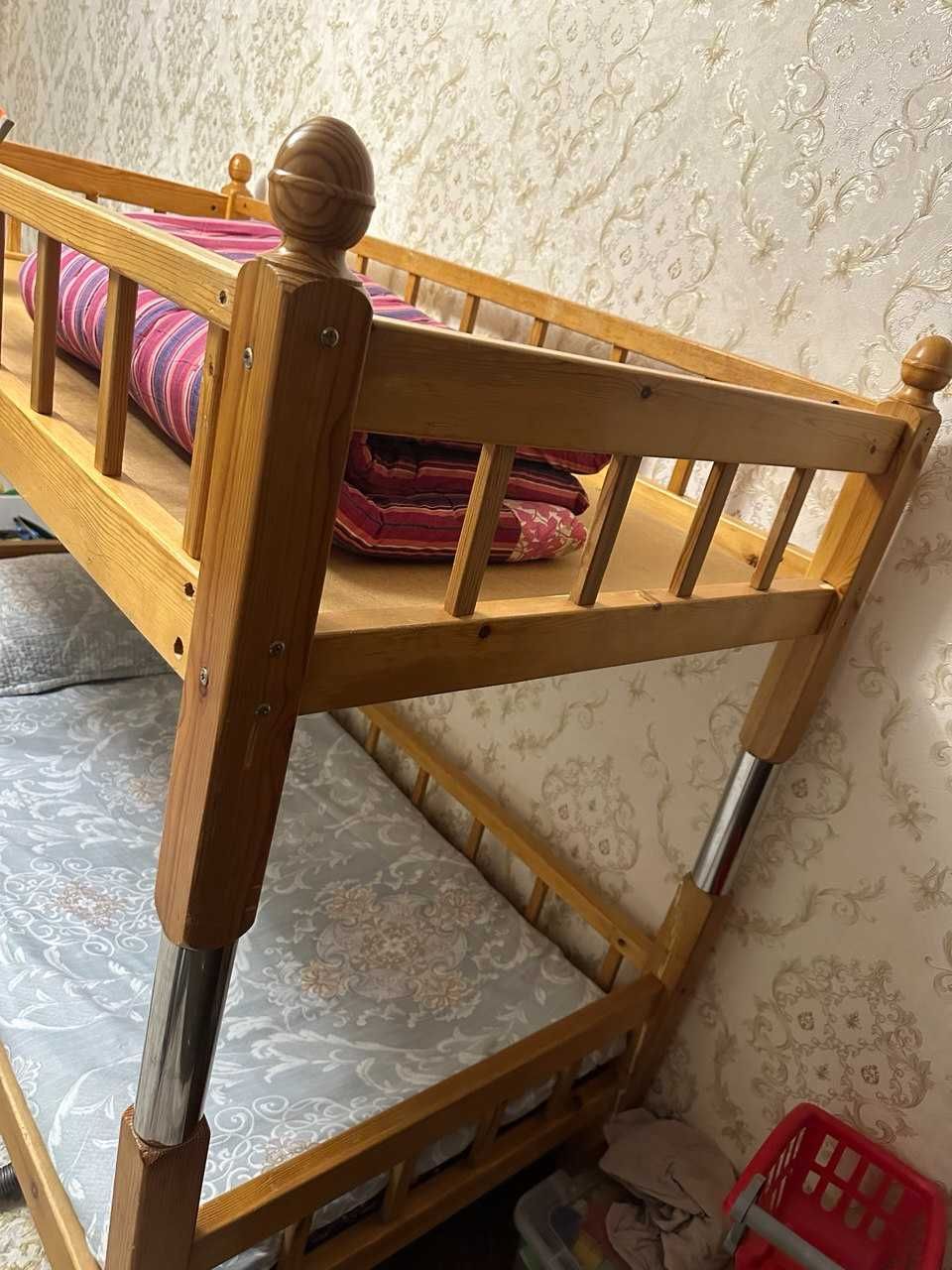 Двух ярусная кровать
