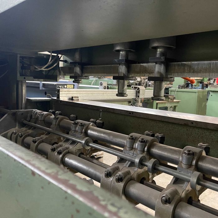 Masina de gaurit multiplu reconditionata GANNOMAT