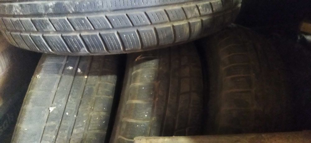 Гуми с джанти 16