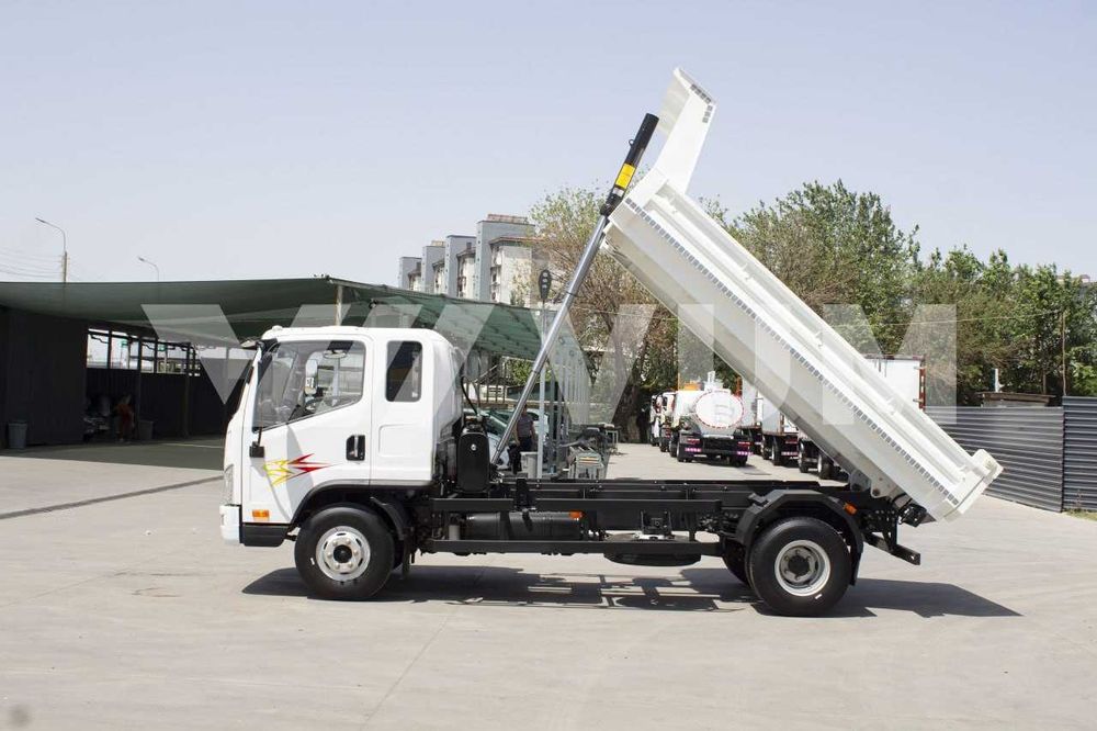 Автосамосвал FAW Tiger VH VUM1110, 4x2, 4м³