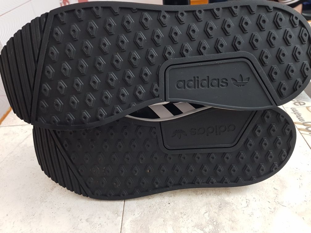 Adidasi  Adidas originali