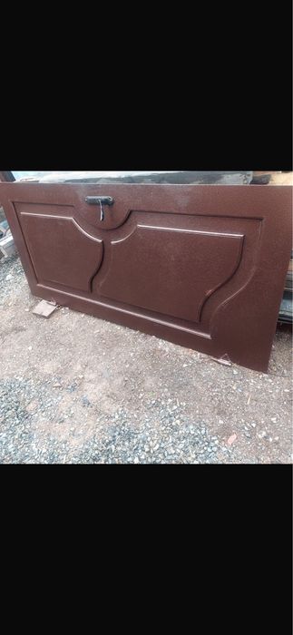 Продам входную дверь