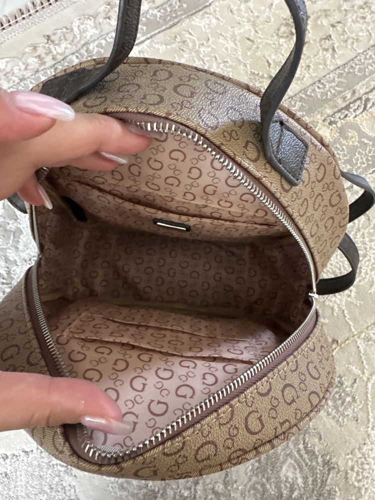 Рюкзак Guess оригинал
