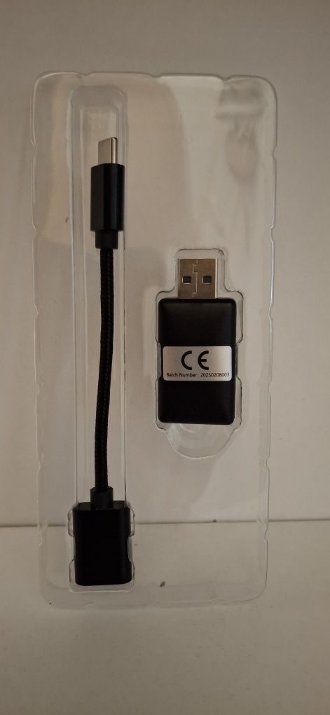 Adaptor wireless CarPlay Android si Ios