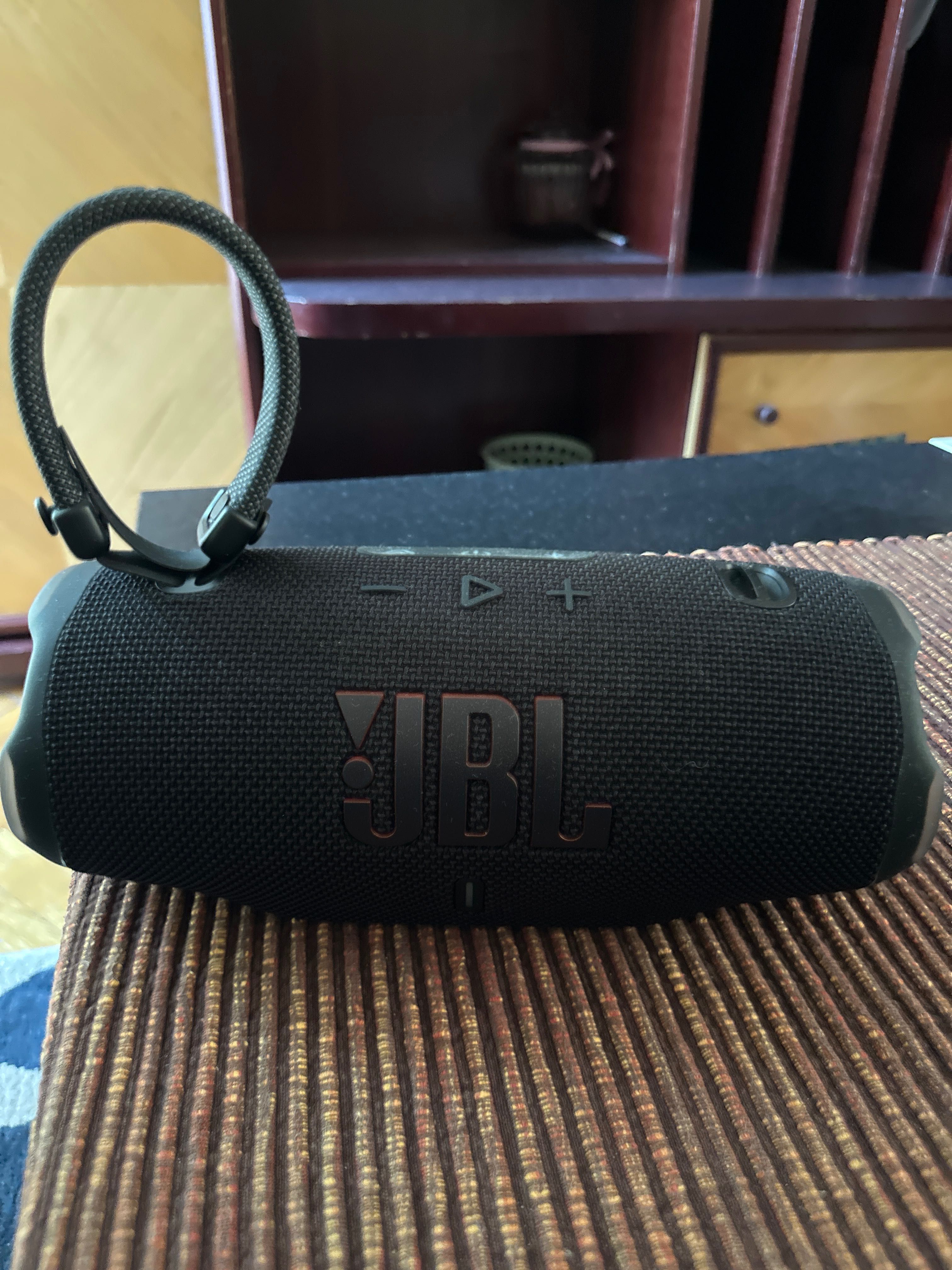 Jbl charge 6 колона