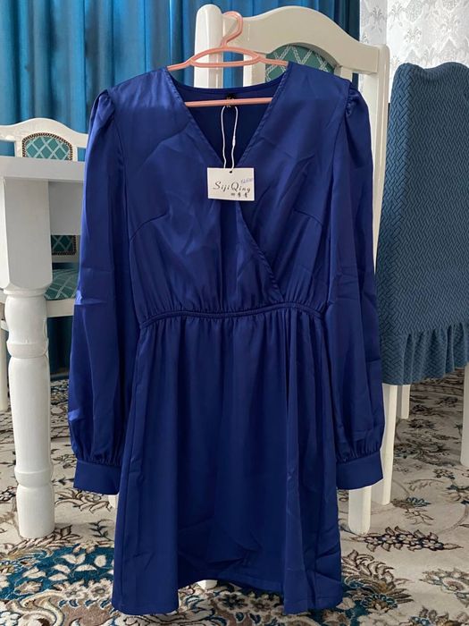 Вечерняя платья, ткань атласовый