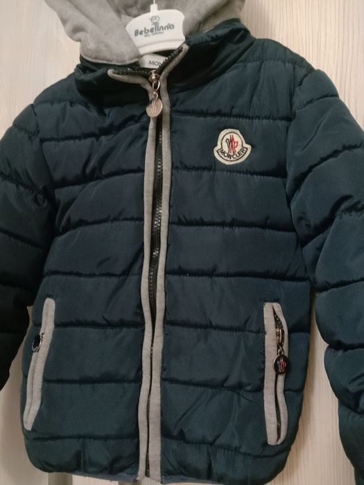Куртка на мальчика Moncler.
