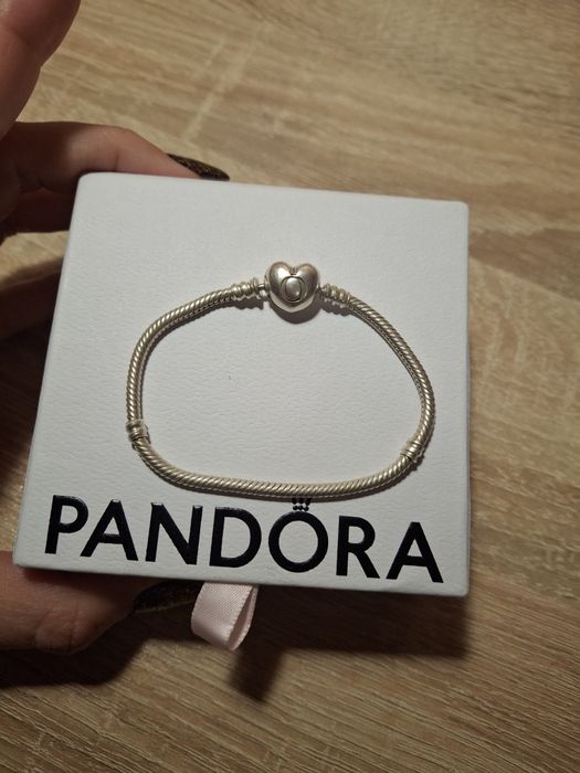 Оригинална гривна Pandora