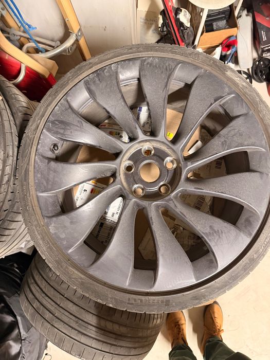 Джанти 4брTesla Uberturbine 20’ 9J 5X114.3 64.1mm BLE TMPS летни гуми