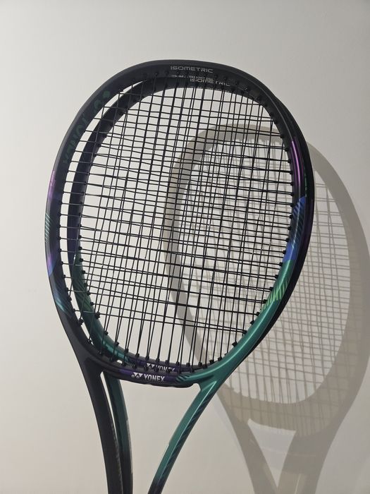 Yonex VCore Pro 97 Stare excelenta Maner 2