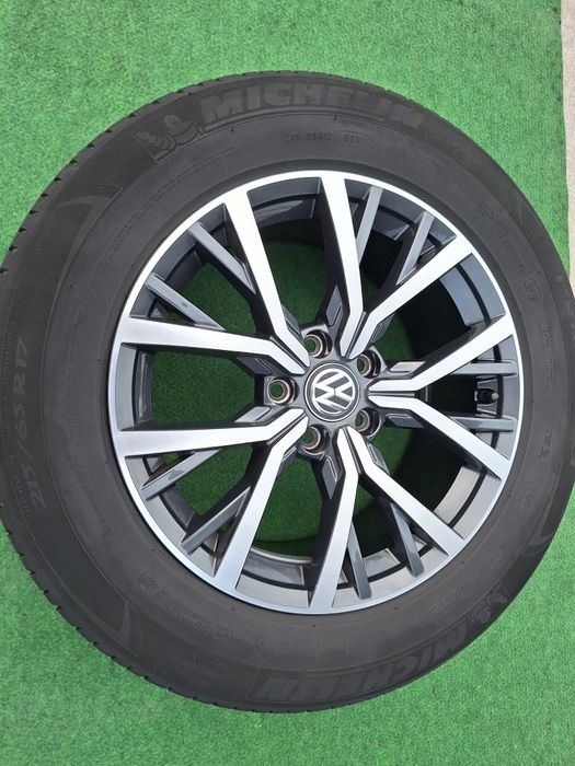 Джанти 17 цола VW Tiguan / Фолксваген  с гуми 215 65 17