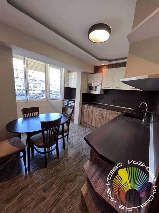 Дава се под наем Двустаен апартамент в Бургас, Изгрев - 65 кв.м за 433.5 € - Снимка #1