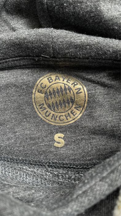 Дамски суичър Fc Bayern Munchen размер S