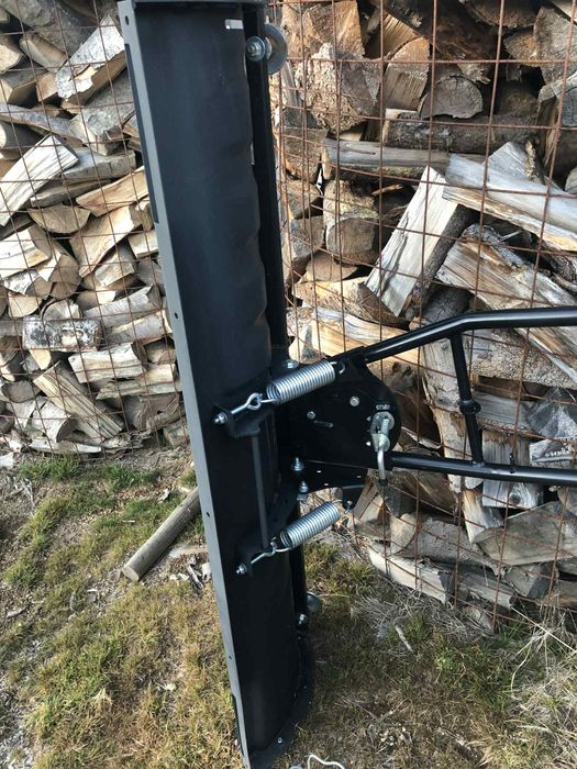 Vând lama curățat zapada