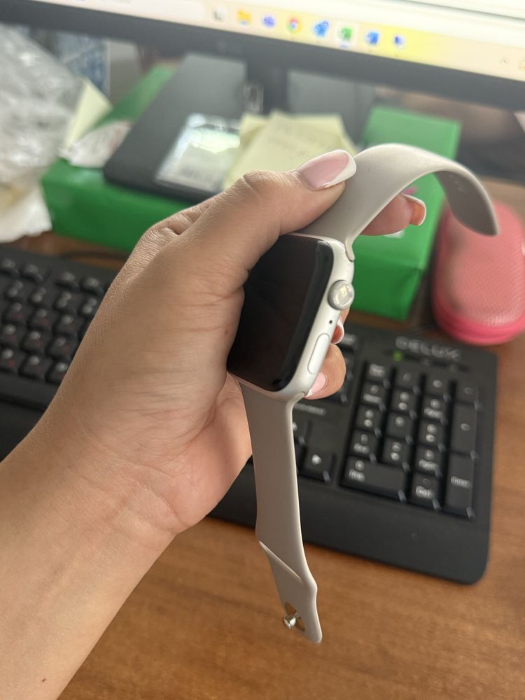 Apple watch 8 series 45 mm