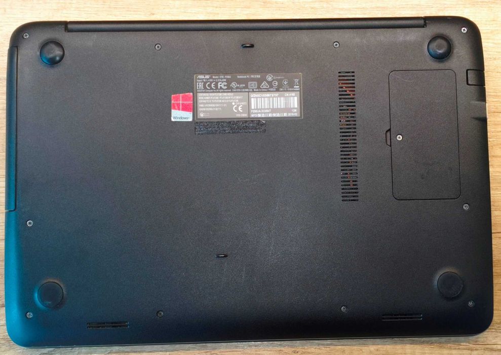 Лаптоп ASUS - 15,6'', RAM-8GB, HD-1TB