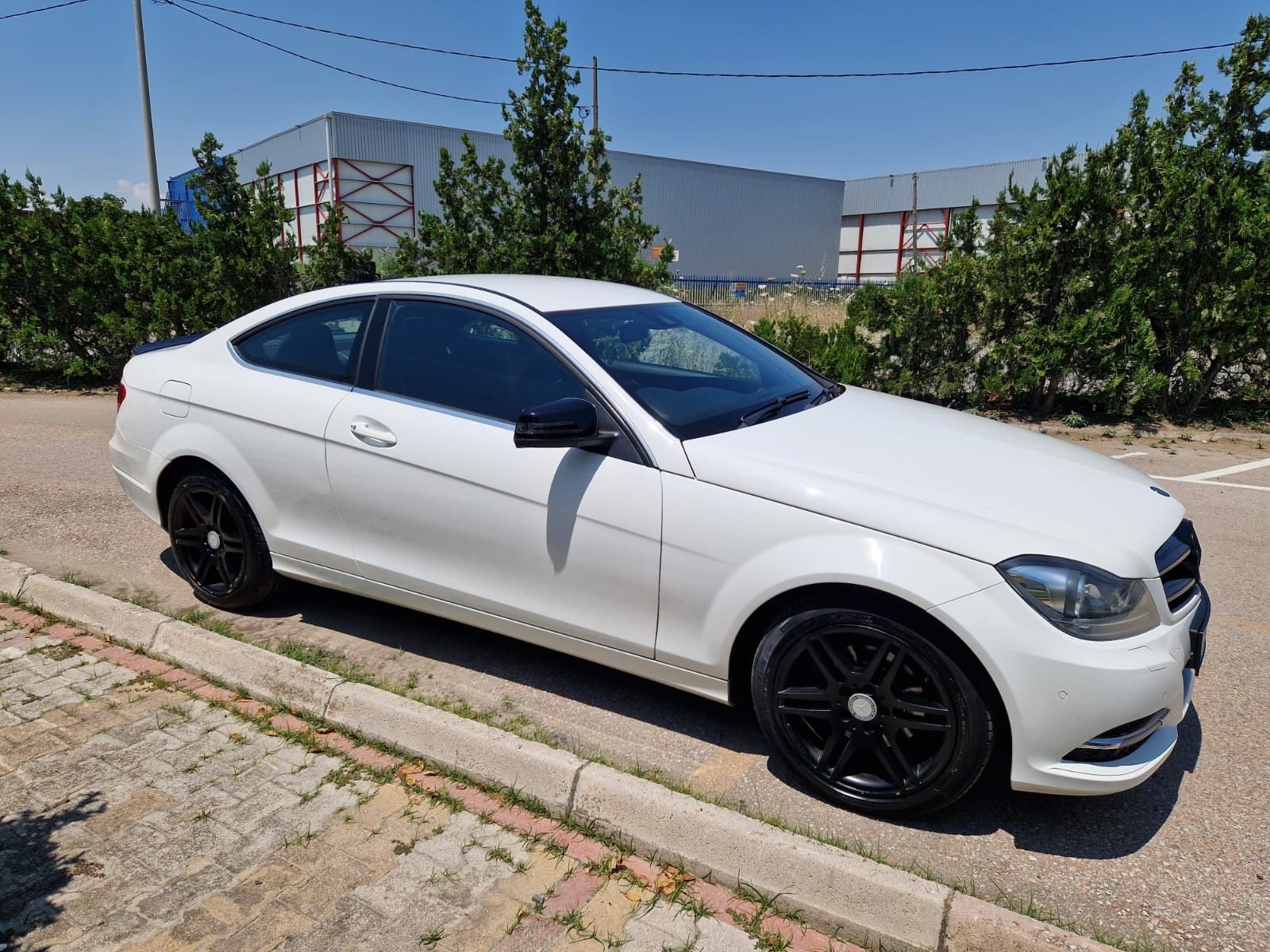 Dezmembrez Mercedes C220 AMG W204 an 2014 fără motor orice piesă dispo