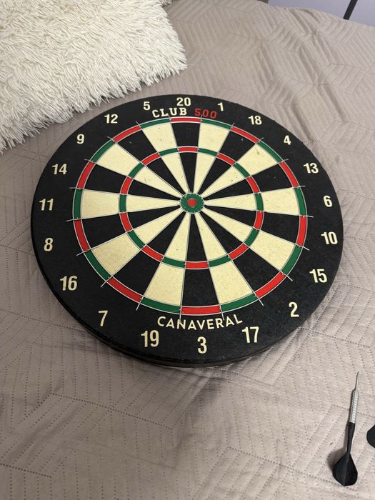 Ţinţă Clasică Darts Club 700 pentru săgeți din oțel