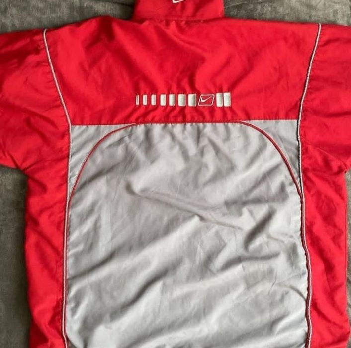 Geacă nike de fâş