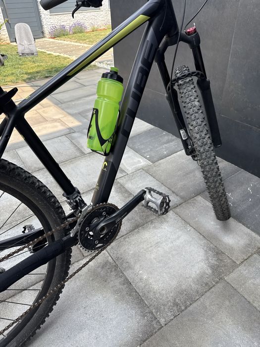 Vand bicicleta cube acid 27,5