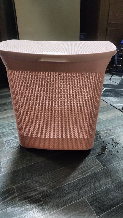 Продам корзину для белья, большая