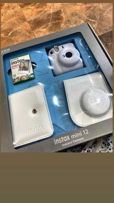 Fujifilm Instax mini 12 SROCHNO SOTILADI
