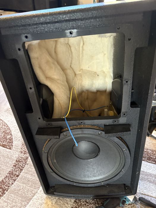 Vand doua  boxe electro voice rx 112( dynacord fbt rcf )