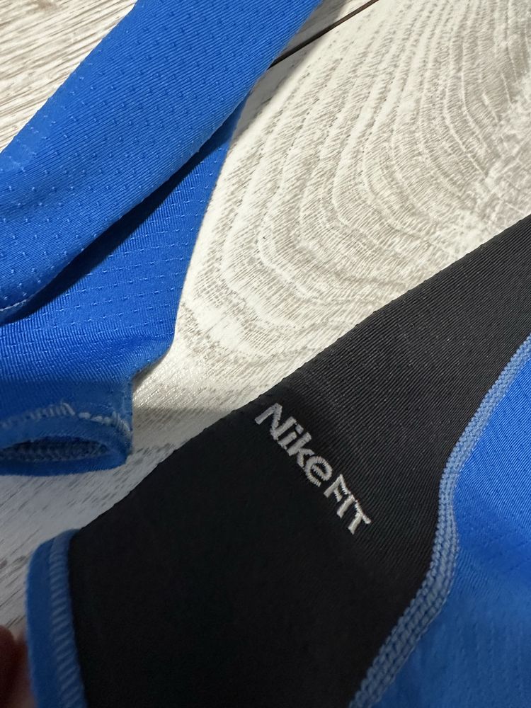 Горнище Nike /подходящо за спорт/