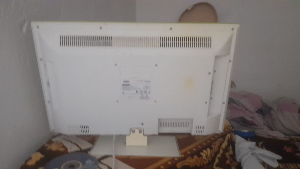 Продам телевизор bbk в отличном состоянии с гарантией