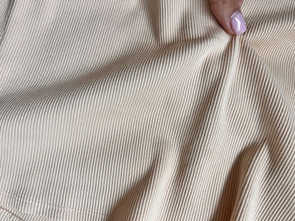 Топ Massimo Dutti