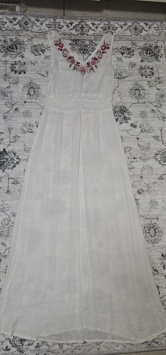 Haine de vânzare noi ne purtate