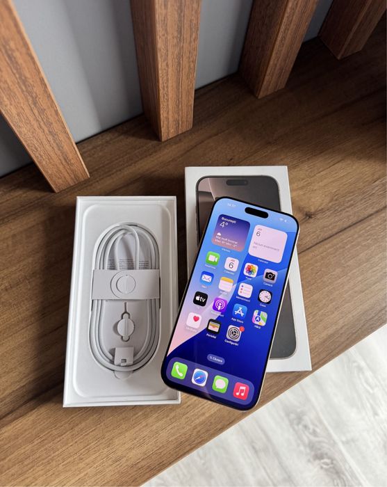 iPhone 16 PRO MAX / 256 GB / Accept Schimburi