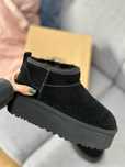 UGG ultra mini platforma boot mărimea 37