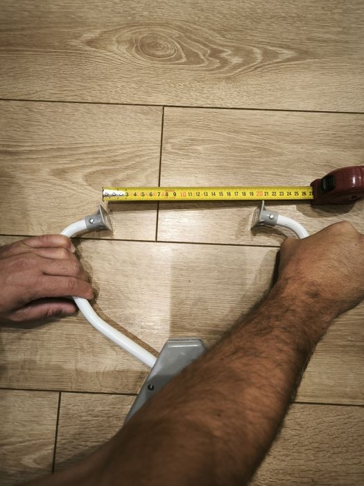 Продавам бебешко бънджи за врата