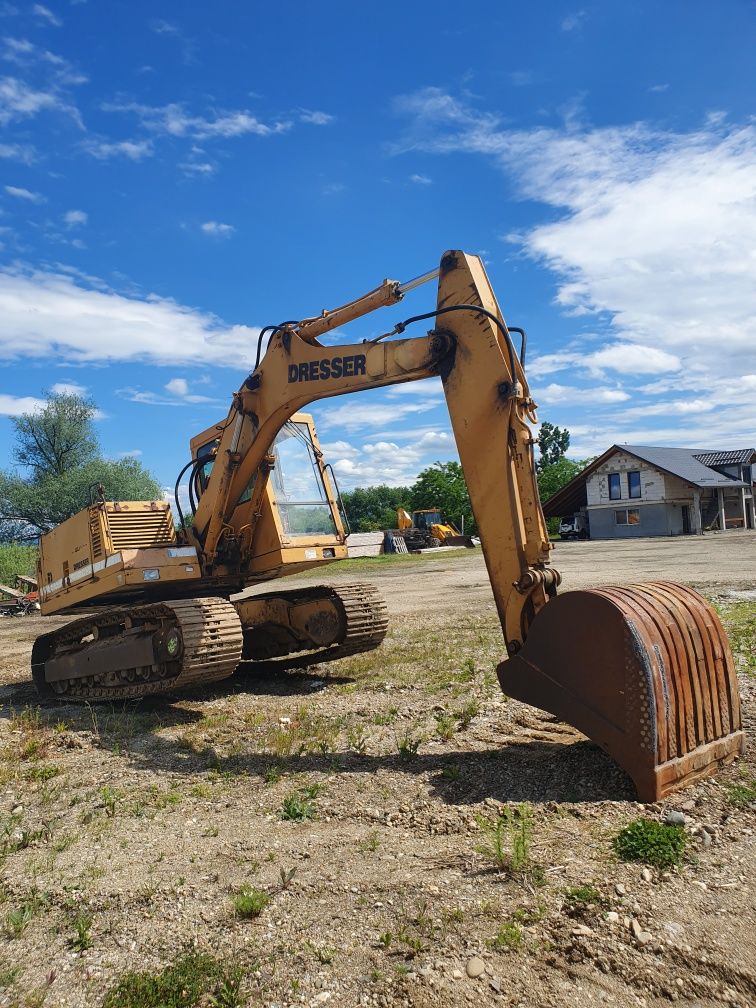 Excavator 15 t. Comenzi Joistik. Cilindri Noi, Schimb Terenuri= 10999€