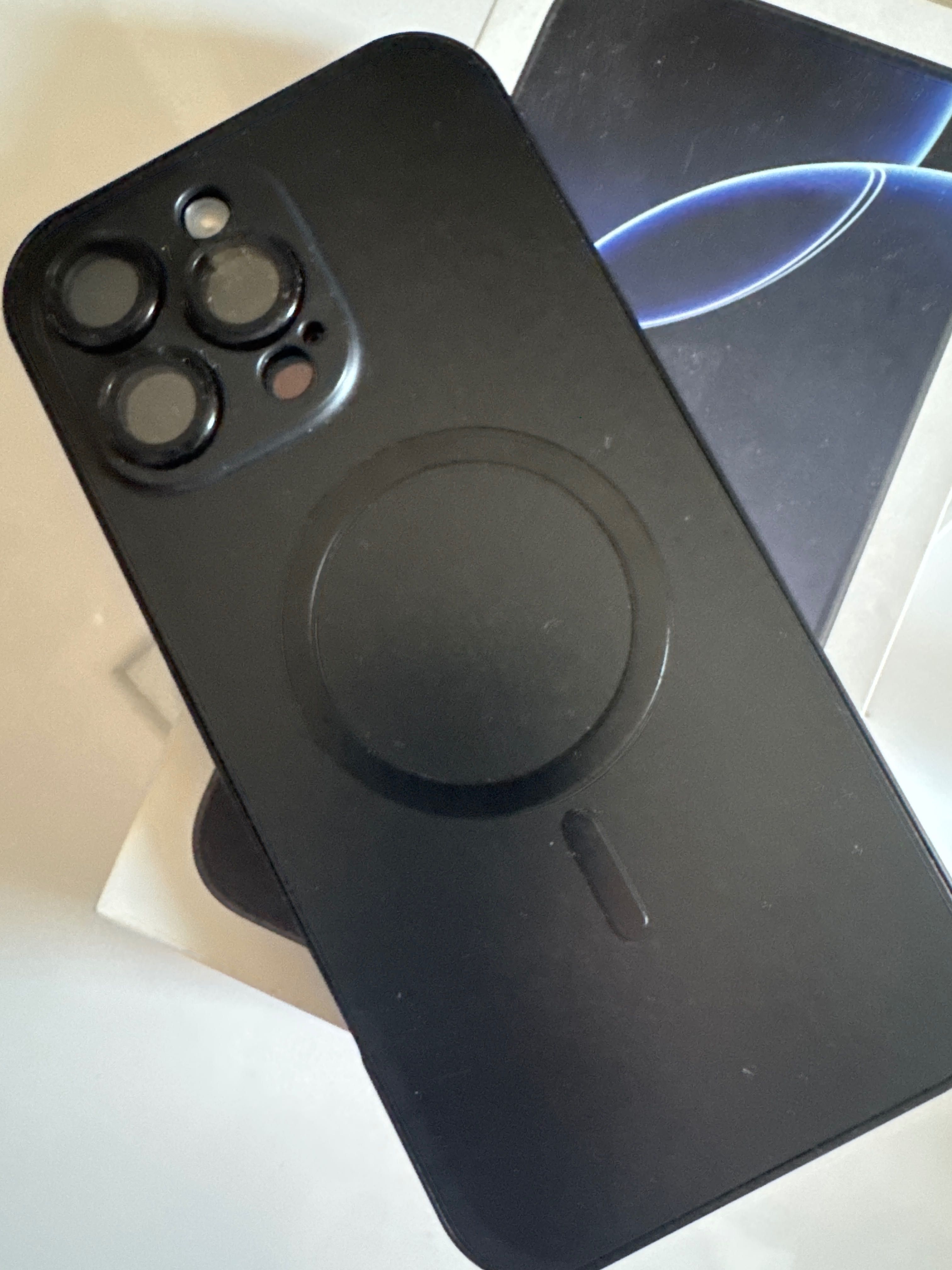 Iphone 16 pro max negru titan