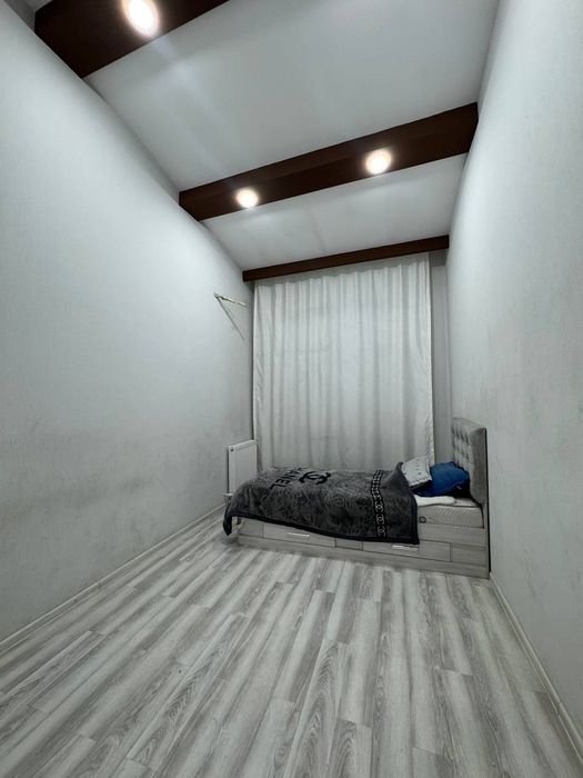 Duplex 6ta xona, 184kv.m