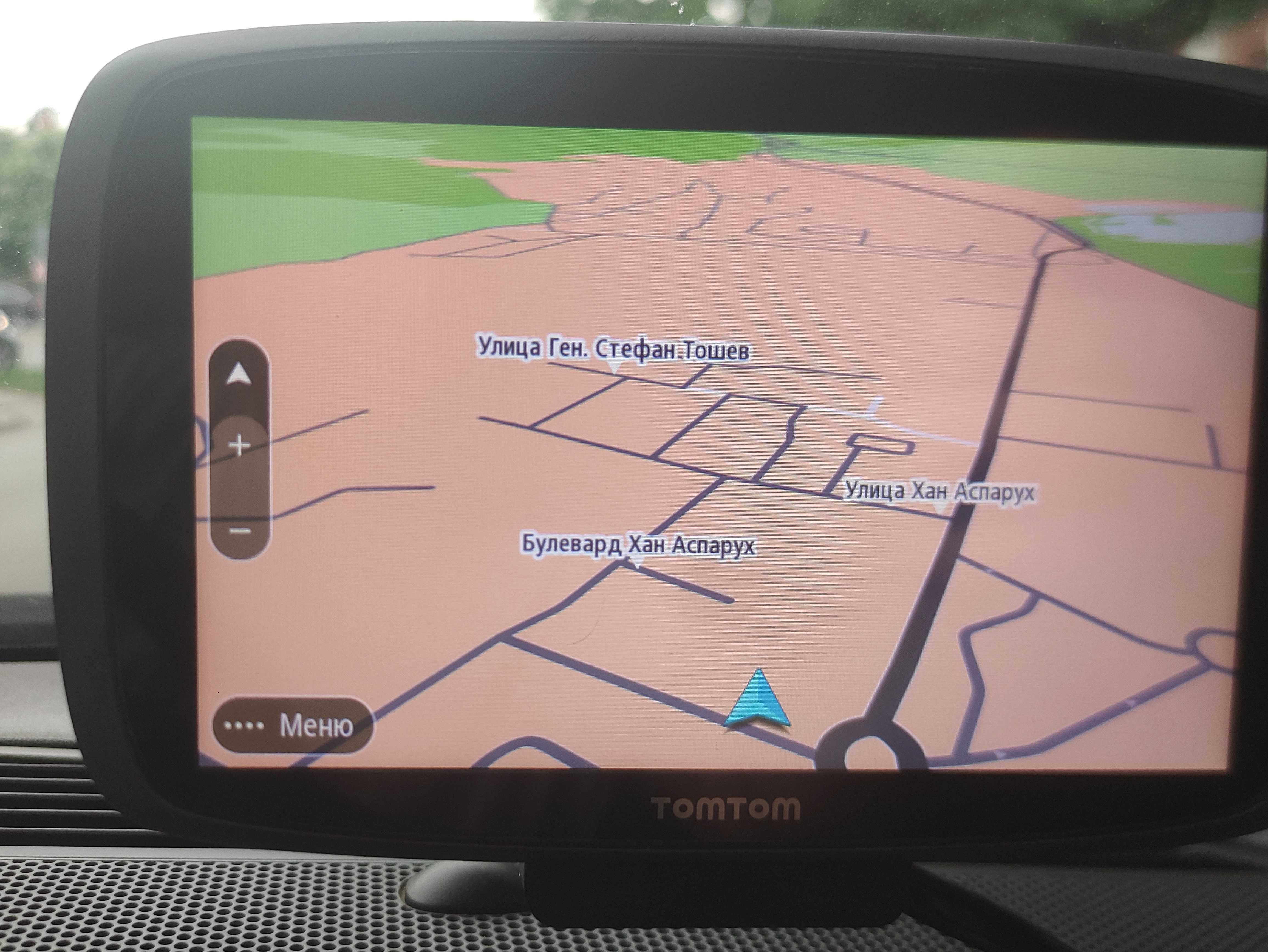 Навигация TomTom Go 600