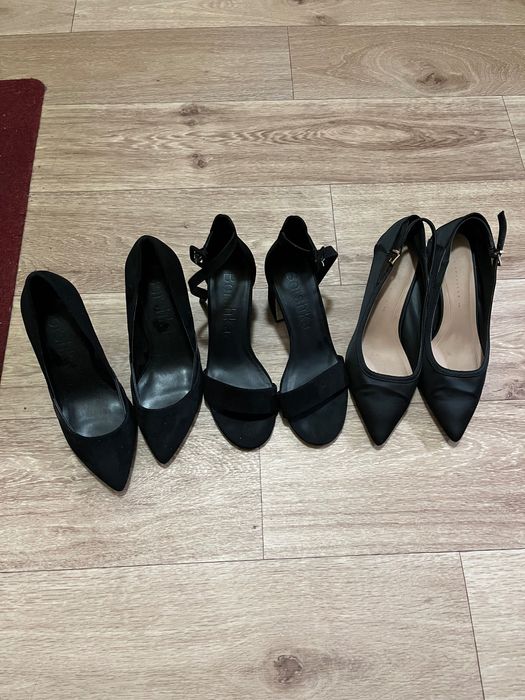 Продам черные туфли