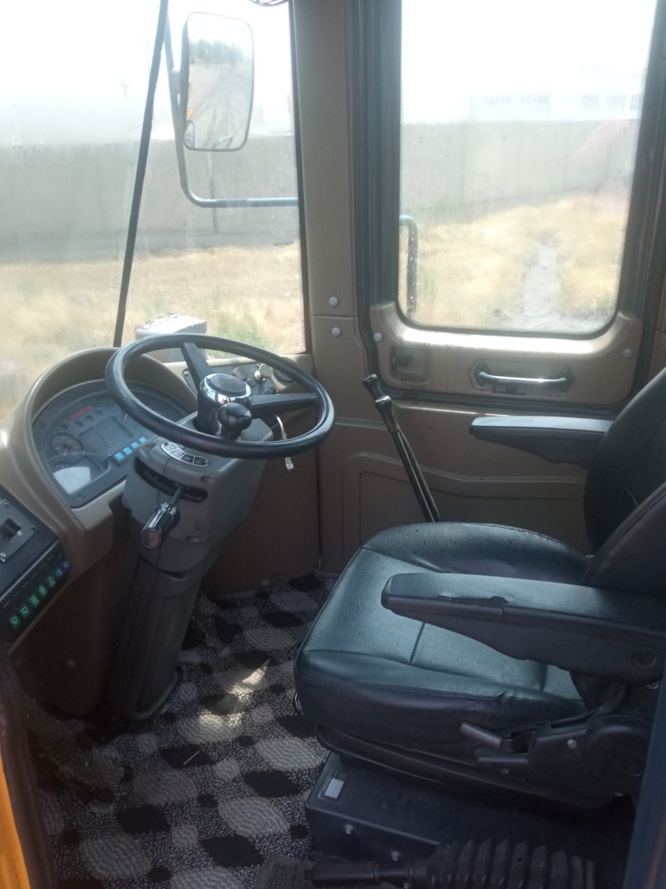Погрузчик фронтальный 3 куб