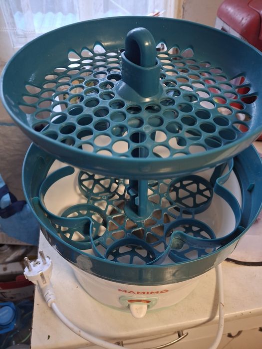 Sterilizator biberoane electric