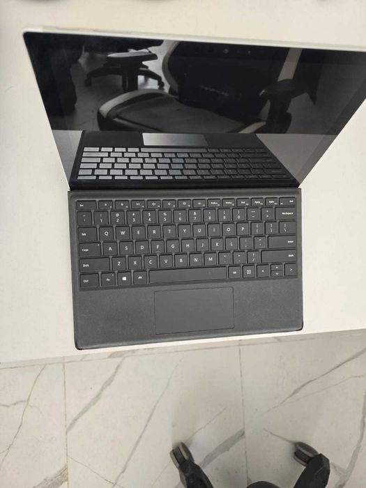 Microsoft Surface Pro 6