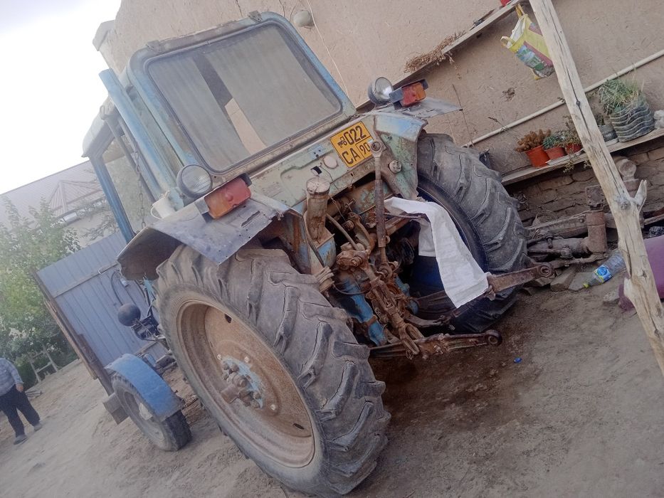 Mtz 80 sotiladi kelishilgan narxda