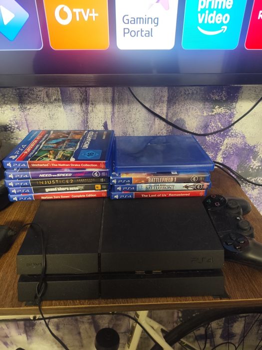 Vând consolă PS4
