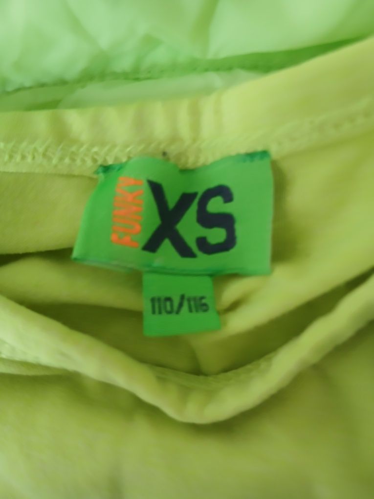 Блузки 6бр 110/116  XS Funky и елек