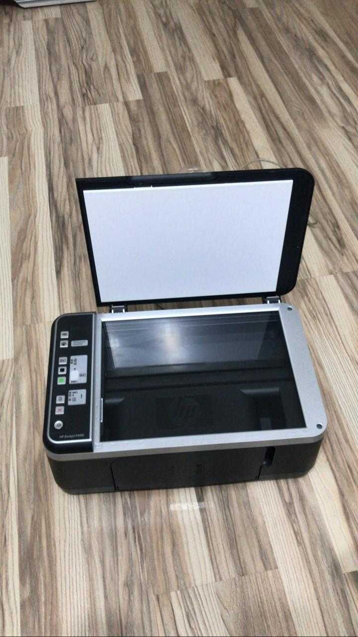 принтер  3 В 1.    HP DeskJet F4180, струйный