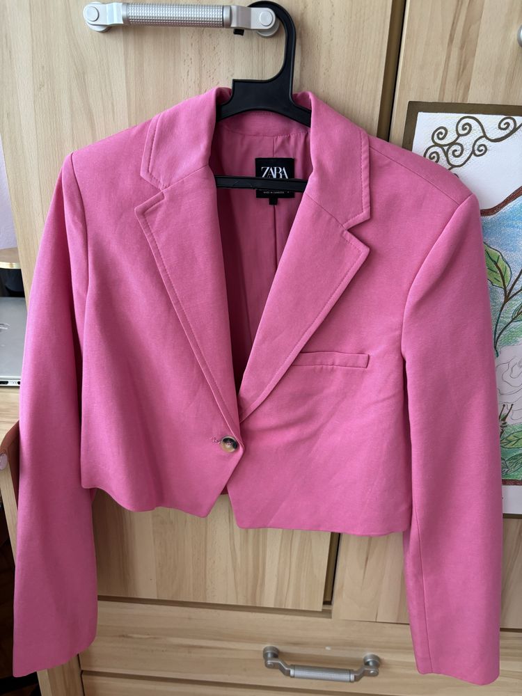 Късо розово дамако сако Zara