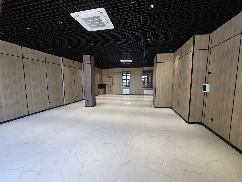 Сдаётся в аренду обустроенное помещение якаасарайсю район 1 линия