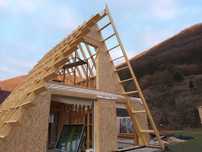 Construim Cabana stil A-Frame si Case din structura de lemn la comanda